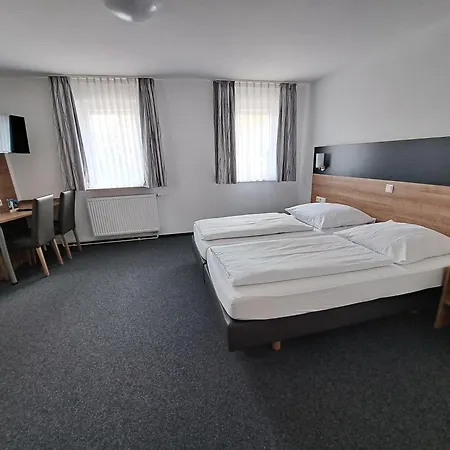Hotel Zur Post 2*