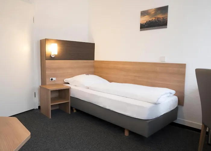 Zur Post 2* Weilheim an der Teck